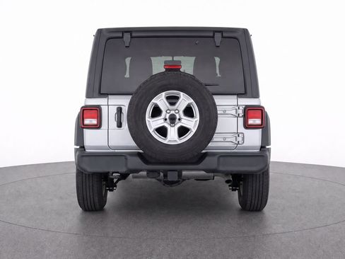 Used 2022 Jeep Wrangler Unlimited Sport AWD/4WD image 7