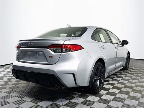 Used 2023 Toyota Corolla SE image 8