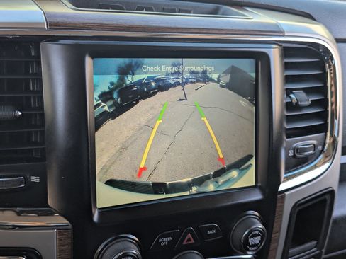 Used 2017 RAM 1500 Laramie w/ Convenience Group image 25