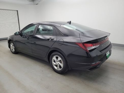 Used 2023 Hyundai Elantra SE FWD image 3
