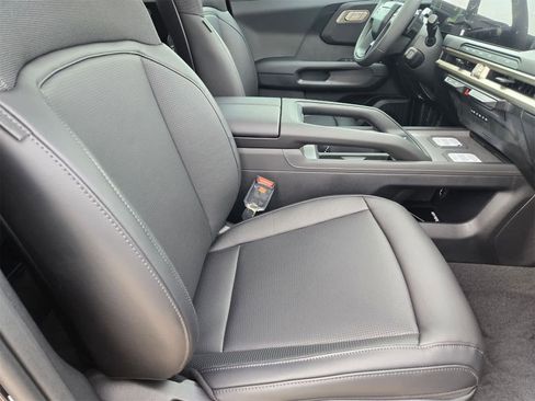 New 2027 Kia Telluride S image 22