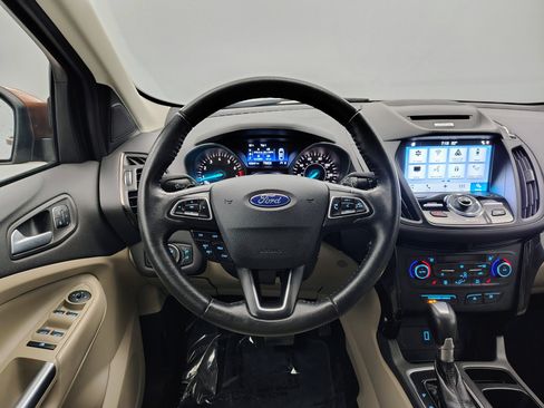 Used 2017 Ford Escape Titanium FWD image 38