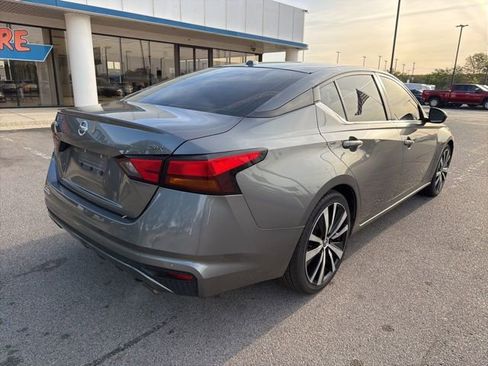 Used 2022 Nissan Altima 2.5 SR image 4