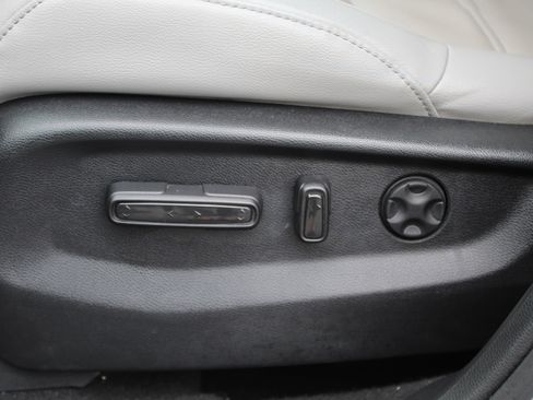 Used 2017 Honda CR-V EX-L image 37