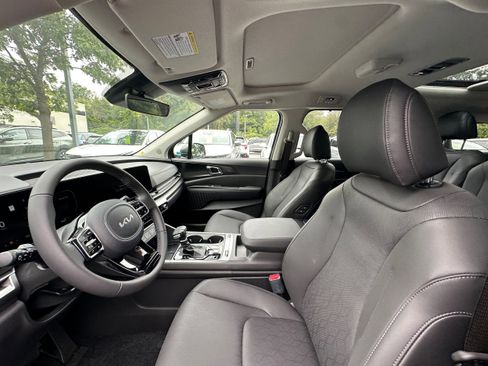 New 2026 Kia Carnival SX w/ SX Dark Edition Package image 35