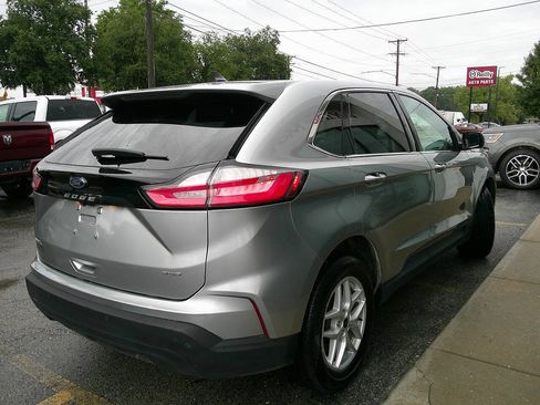 Used 2023 Ford Edge SEL AWD/4WD image 5