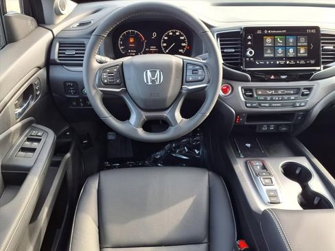 Used 2025 Honda Ridgeline RTL image 3