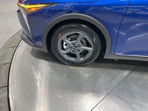 New 2026 Kia K4 LXS image 25