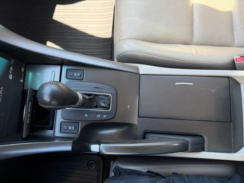 Used 2011 Acura TSX Sedan FWD image 22