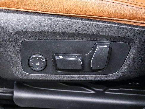 Certified 2024 BMW X3 sDrive30i w/ Convenience Package RWD image 21
