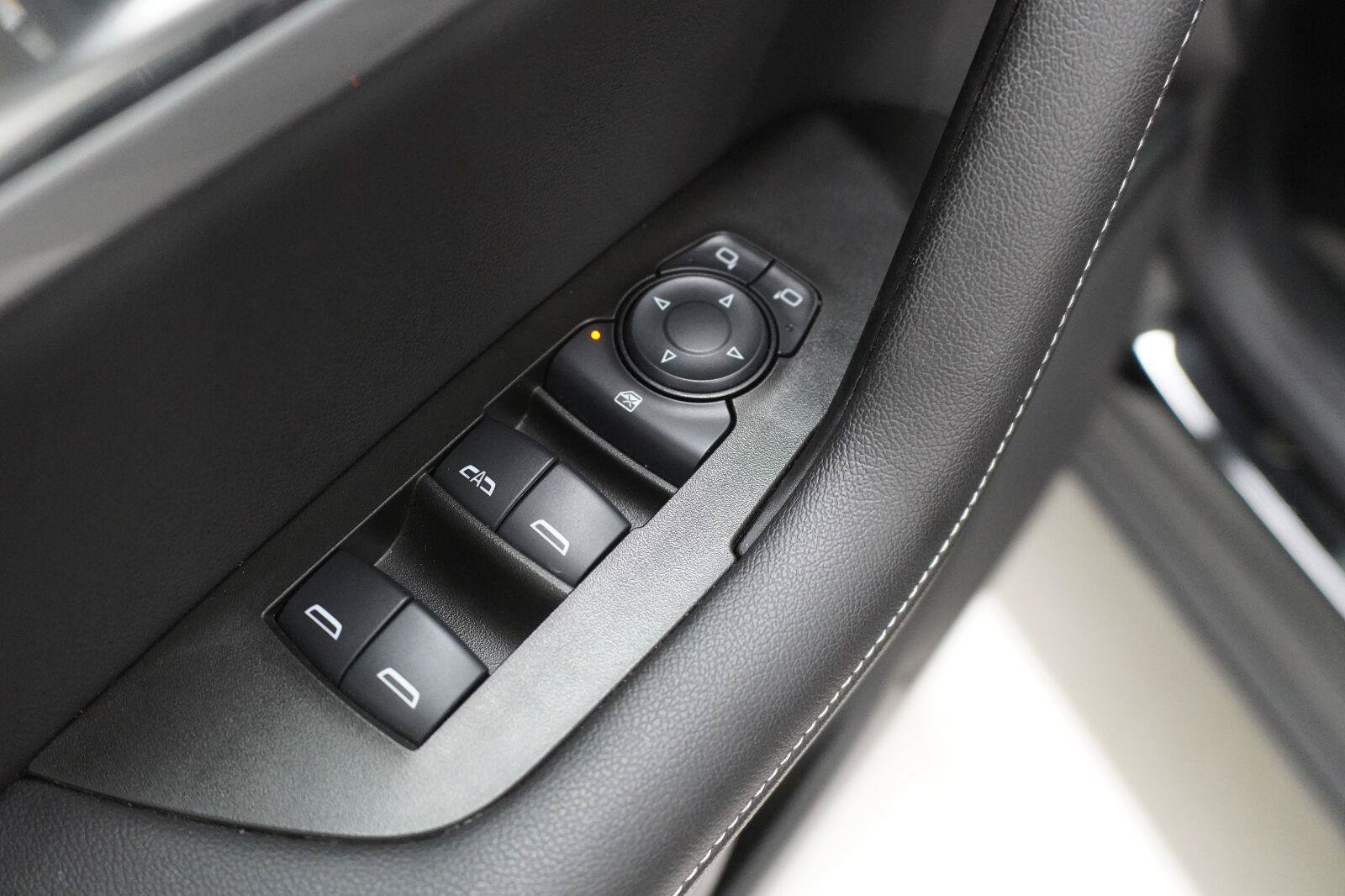 Used 2024 Chevrolet Blazer LT w/ Convenience Package FWD image 7