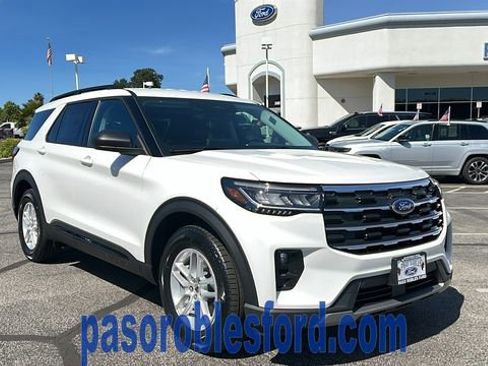 New 2026 Ford Explorer Active w/ Active Comfort Package RWD image 1