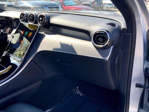 Used 2026 Mercedes-Benz GLC 300 4MATIC image 15