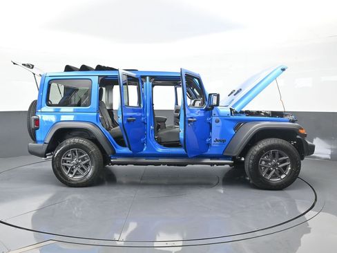 Used 2025 Jeep Wrangler Unlimited Sport AWD/4WD image 66