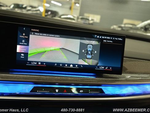 Used 2024 BMW 740i w/ M Sport Professional Package image 33