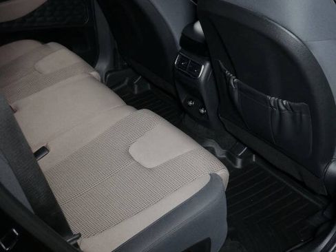 Used 2022 Hyundai Santa Fe SEL FWD image 21