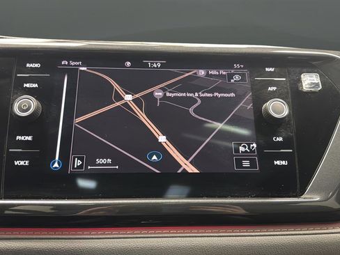 Used 2023 Volkswagen Taos SEL image 15