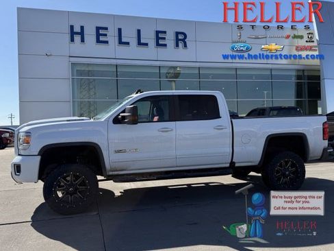 Used 2017 GMC Sierra 2500 SLT w/ Duramax Plus Package image 1