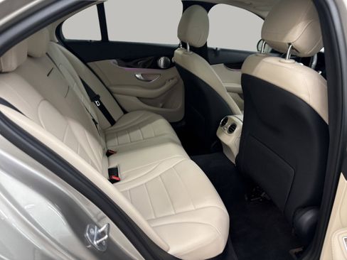 Used 2020 Mercedes-Benz C 300 4MATIC Sedan image 25