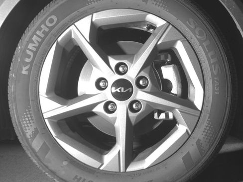 Used 2025 Kia K4 LXS image 10