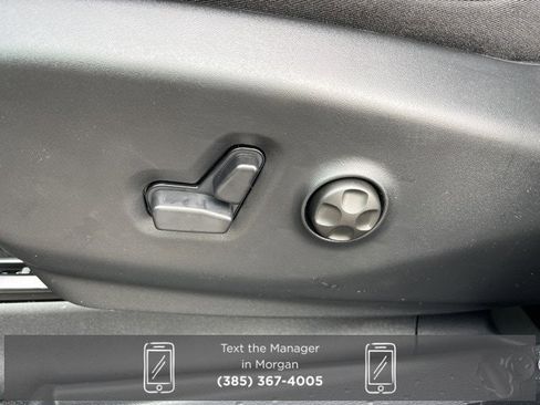 New 2026 Chrysler Pacifica Select image 14