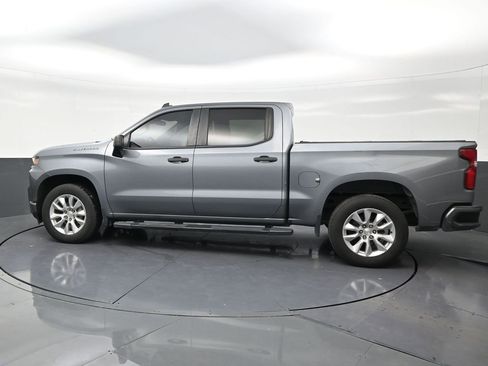 Used 2022 Chevrolet Silverado 1500 Custom RWD image 2
