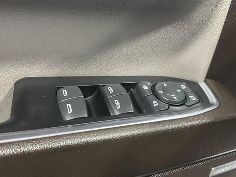 Used 2023 Chevrolet Silverado 1500 LTZ w/ LTZ Convenience Package II image 24