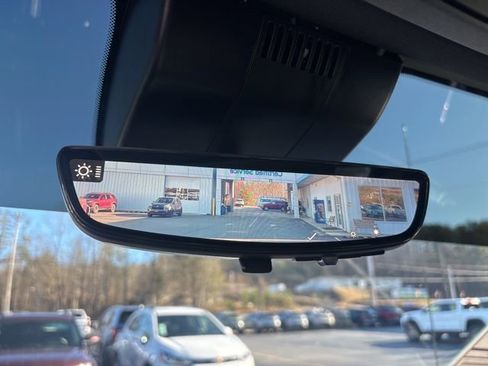 Used 2024 Chevrolet Silverado 1500 High Country image 60