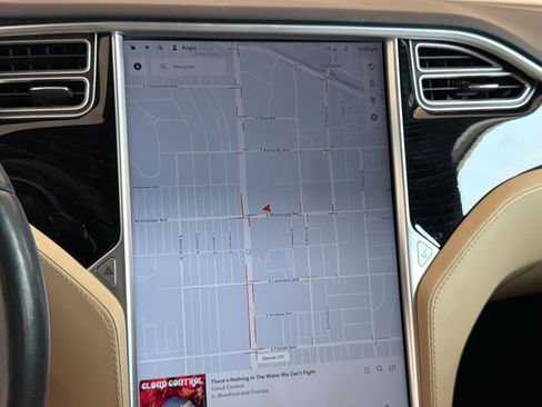 Used 2016 Tesla Model S 60D AWD/4WD image 18