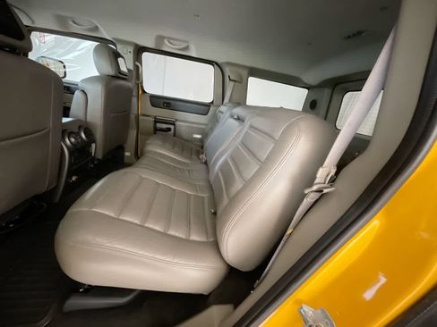 Used 2003 HUMMER H2 w/ Preferred Equipment Group AWD/4WD image 22