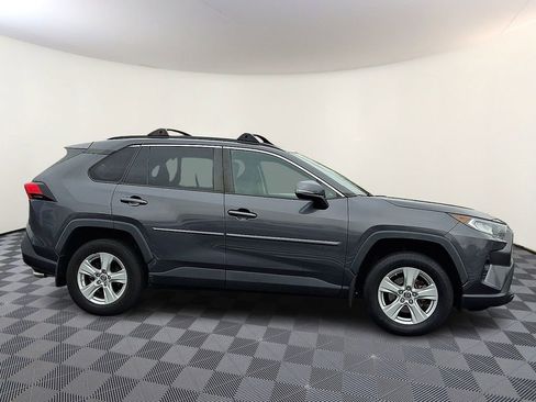 Used 2019 Toyota RAV4 XLE w/ Convenience Package image 10