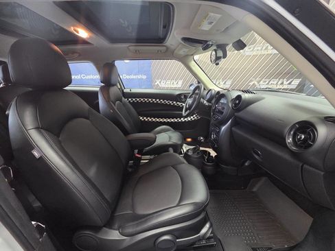 Used 2015 MINI Cooper Paceman S image 25