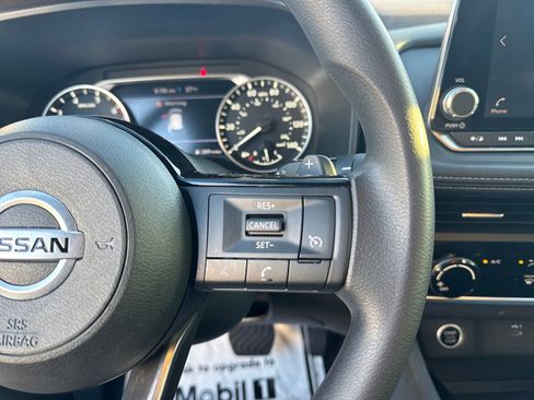 Certified 2021 Nissan Rogue S image 14