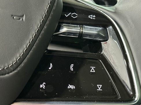 New 2026 Cadillac Escalade ESV V w/ LPO, ONYX Package image 13