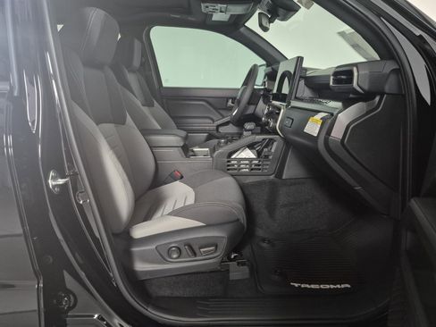 New 2026 Toyota Tacoma 4x4 Double Cab Hybrid image 32