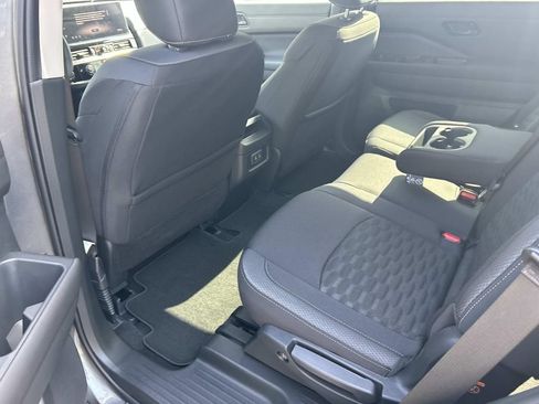 New 2026 Nissan Pathfinder SV w/ Lighting Package FWD image 20