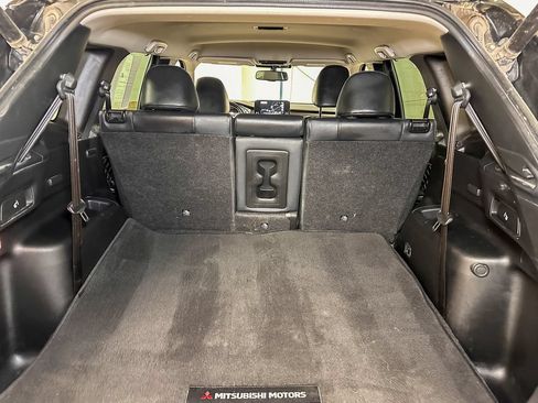 Used 2023 Mitsubishi Outlander SEL Black Edition AWD/4WD image 22