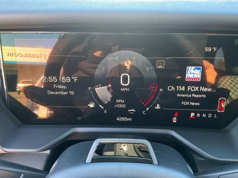 New 2026 GMC Acadia Denali w/ Super Cruise Package image 18