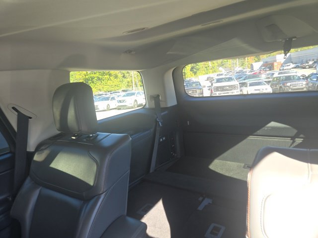 Used 2025 Ford Expedition Active AWD/4WD image 38