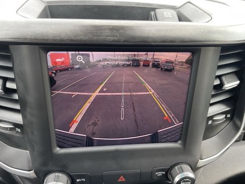 Used 2024 RAM 2500 Big Horn w/ Bed Utility Group image 20