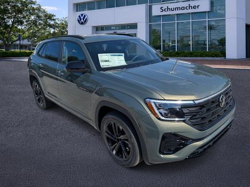 New 2026 Volkswagen Atlas Cross Sport SEL R-Line AWD/4WD image 2