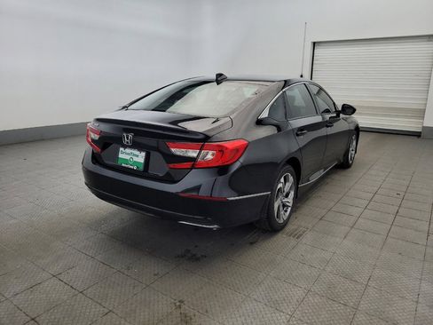 Used 2018 Honda Accord EX image 9