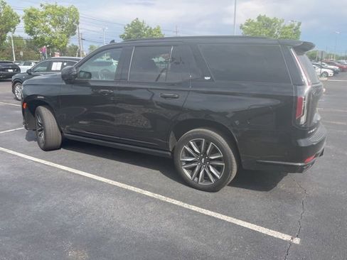 Used 2023 Cadillac Escalade Sport w/ Touring Package AWD/4WD image 2