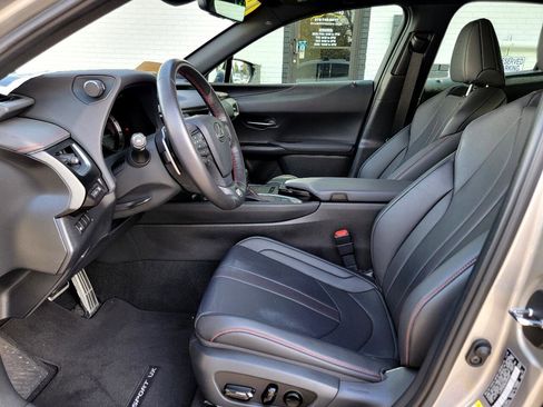 Used 2019 Lexus UX 200 F Sport image 23