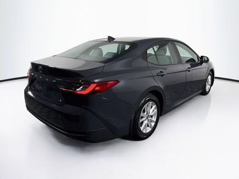 Used 2025 Toyota Camry LE w/ Convenience Package FWD image 10