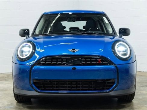 Certified 2025 MINI Cooper S image 7