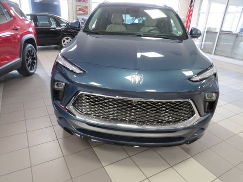 New 2026 Buick Encore GX Avenir w/ Avenir Technology Package AWD/4WD image 2