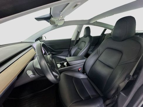 Used 2018 Tesla Model 3 Long Range image 8