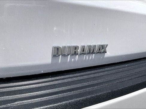 Used 2025 Chevrolet Tahoe High Country AWD/4WD image 23