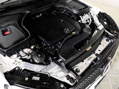 Used 2022 Mercedes-Benz GLC 300 w/ AMG Line image 56